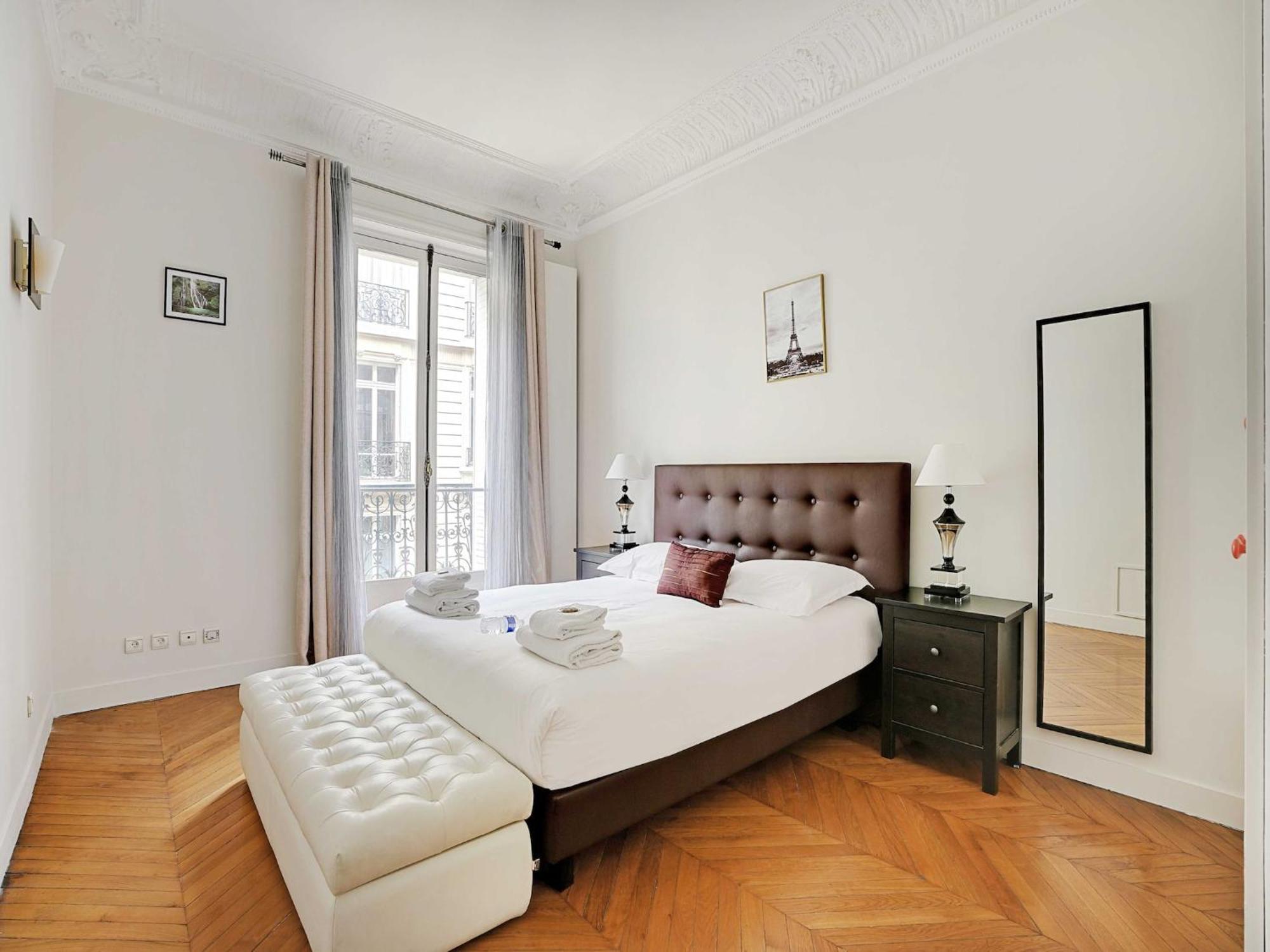 Appartement Splendid Spacious Apartment- Mobility Lease Parijs